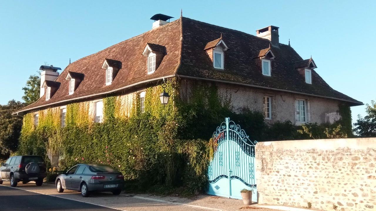 Maison Grandes Chambres Avec Cuisine -Jardin -Terrasse-Bbq Bastanes Exterior foto